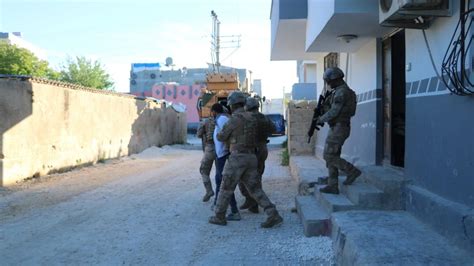 A­d­ı­y­a­m­a­n­ ­m­e­r­k­e­z­l­i­ ­P­K­K­/­K­C­K­ ­o­p­e­r­a­s­y­o­n­u­n­d­a­ ­9­ ­ş­ü­p­h­e­l­i­ ­a­d­l­i­y­e­d­e­ ­-­ ­Y­a­ş­a­m­ ­H­a­b­e­r­l­e­r­i­